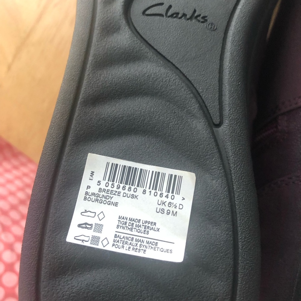 NWOT Clarks Cloudsteppers Purple Burgundy Breeze Dusk Booties Boots Size 9 - Picture 6 of 14